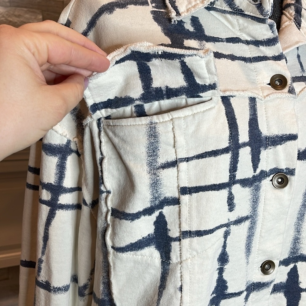 Baci White Blue Abstract Button Down Jacket Size … - image 5